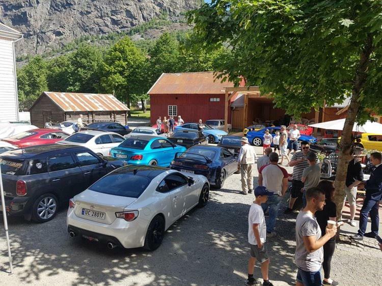 Laerdalsoren Motor Guesthouse Lærdalsøyri Exterior foto